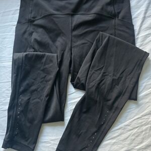 Lululemon Jet Black Leggings With Pockets 15/17 Inch Waist